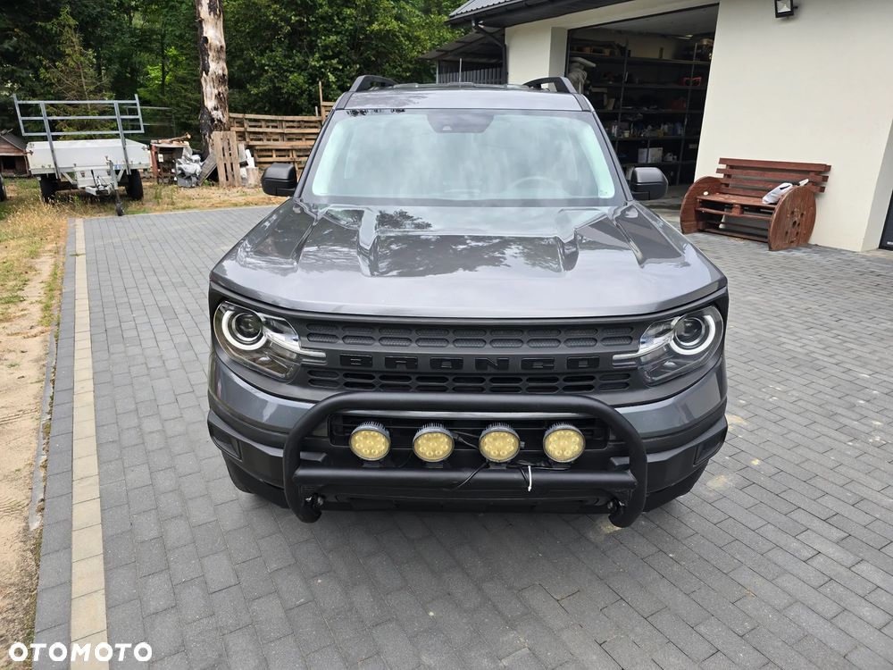 Ford Bronco - 3