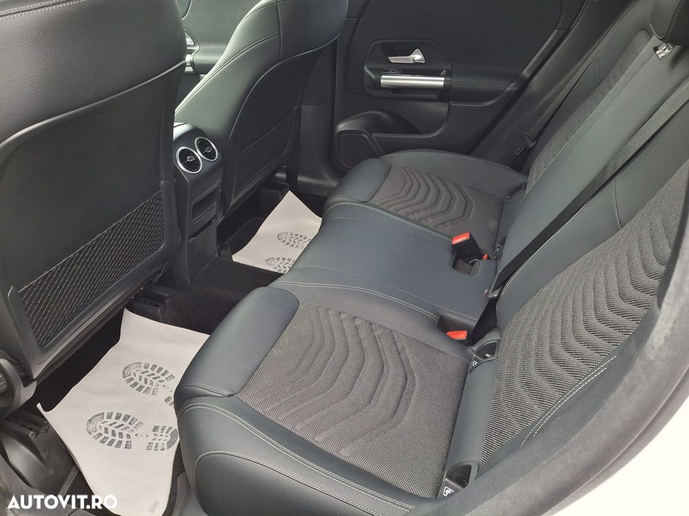 Mercedes-Benz GLA 200 d 4MATIC Aut. - 8