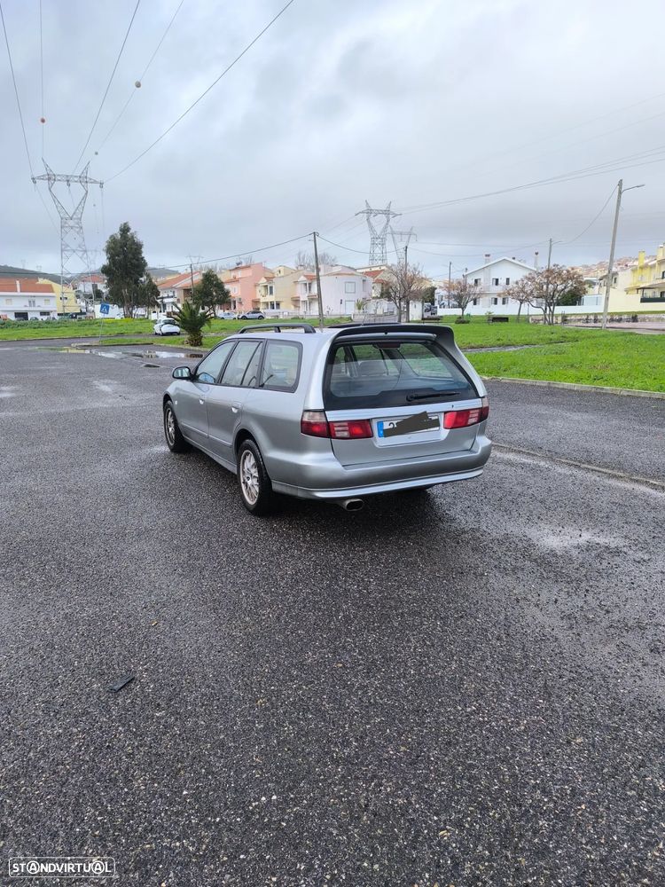 Mitsubishi Galant 2.5 V6 - 4