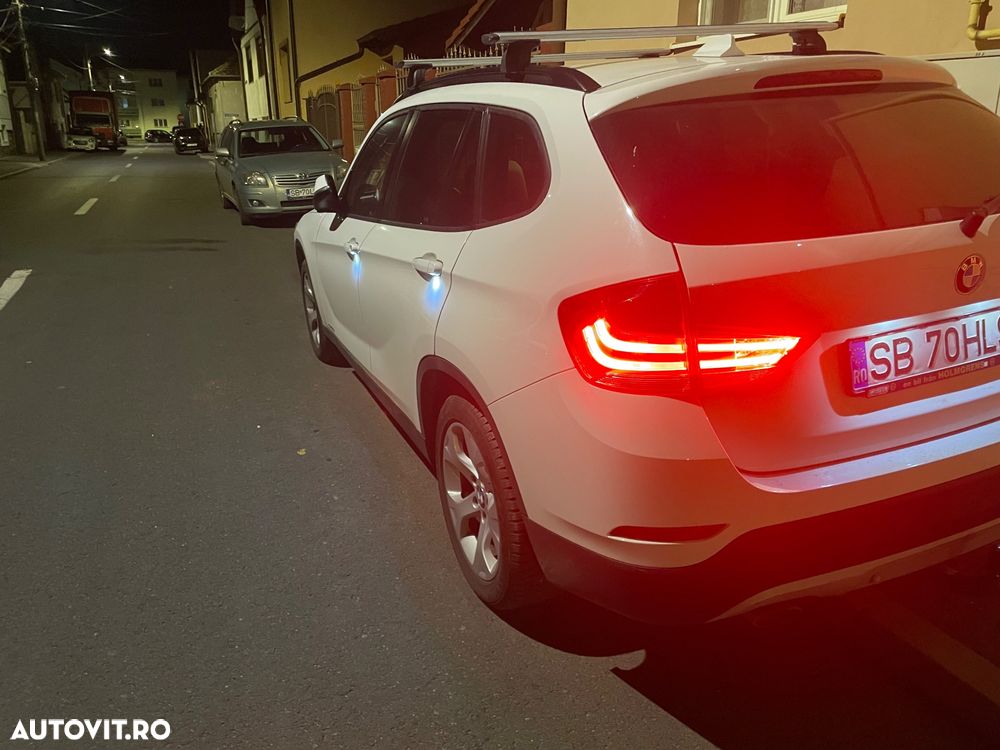 BMW X1 xDrive18d - 11