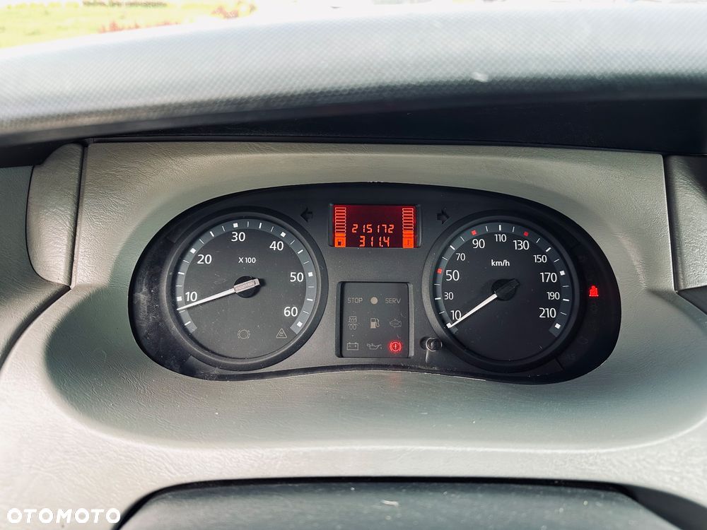 Renault Vivaro - 11