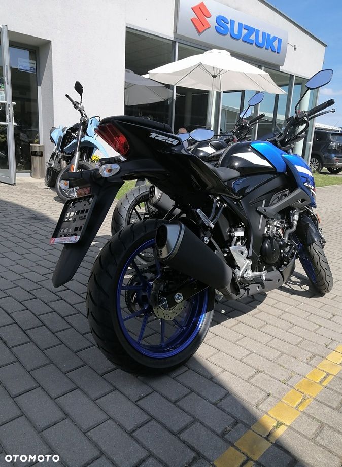 Suzuki GSX - 3