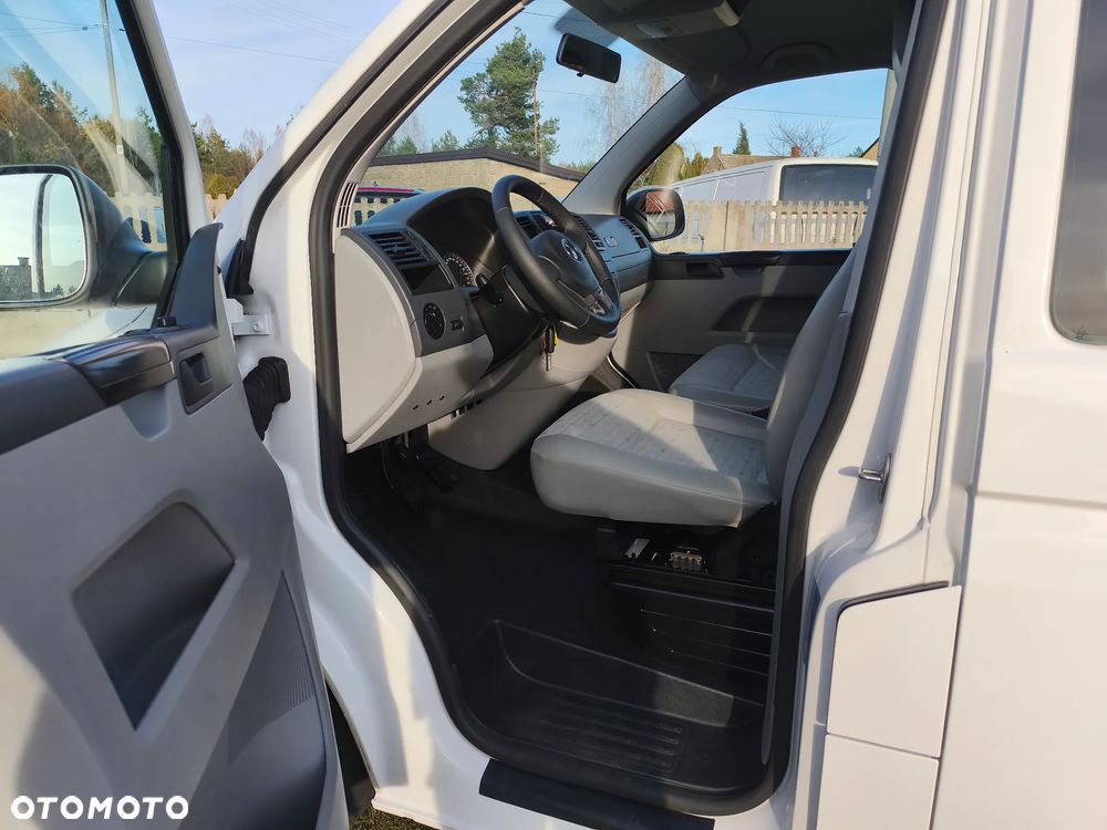 Volkswagen Transporter - 18