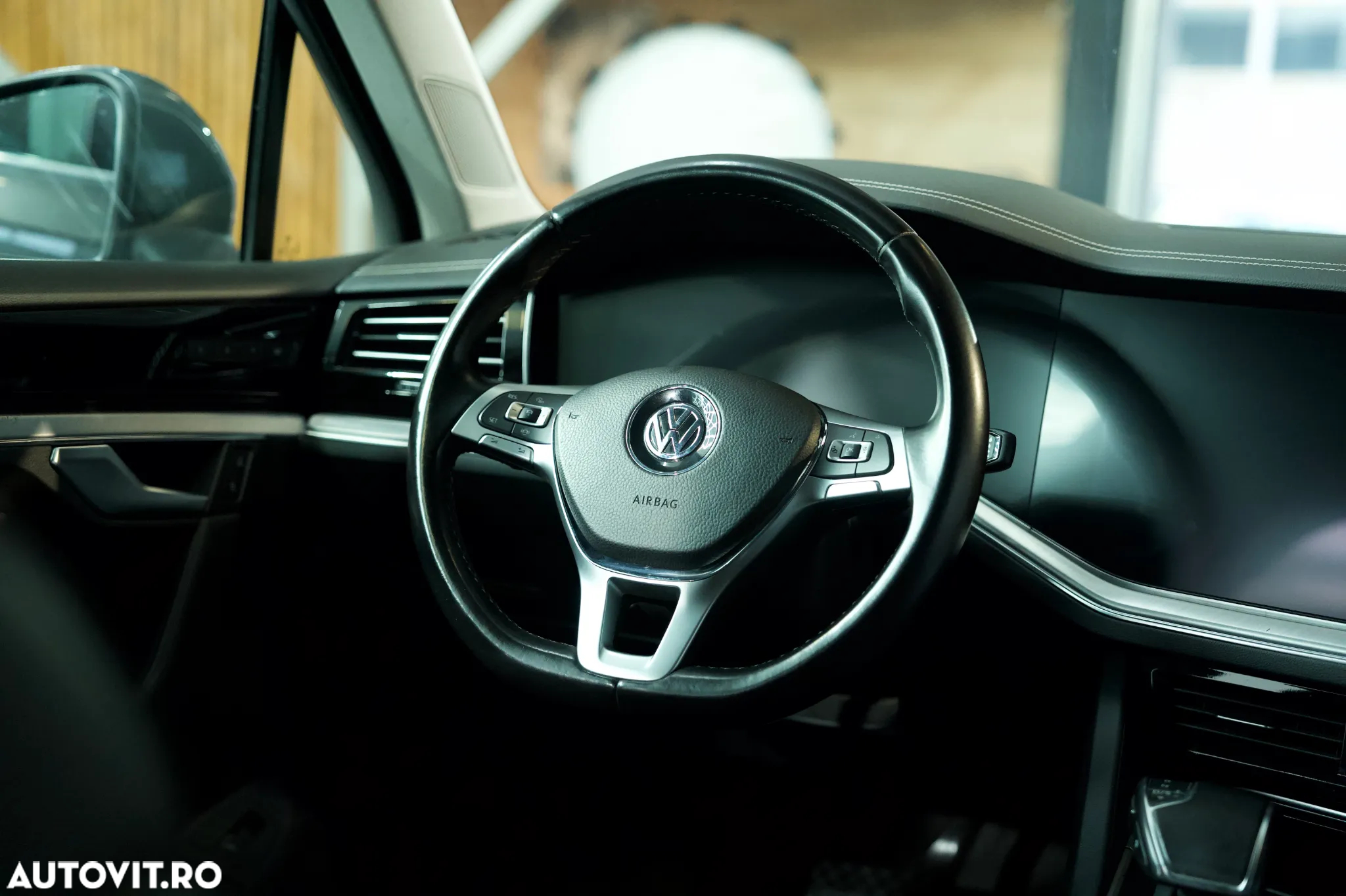 Volkswagen Touareg - 19