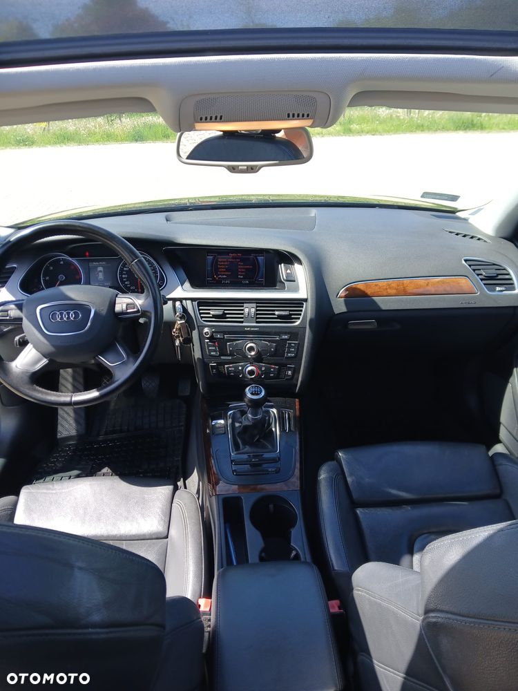 Audi A4 Avant 2.0 TDI DPF Ambiente - 8