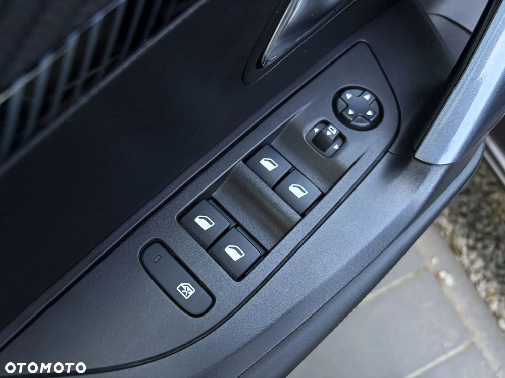 Peugeot 2008 1.5 BlueHDi Allure Pack S&S EAT8 - 35