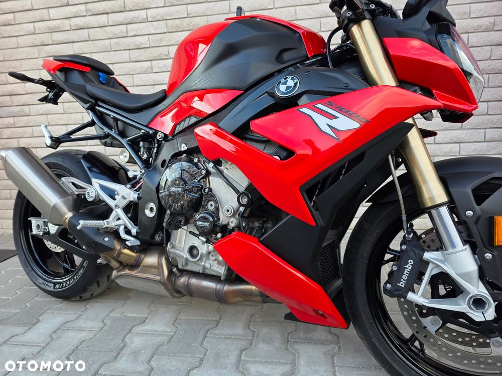 BMW S - 17