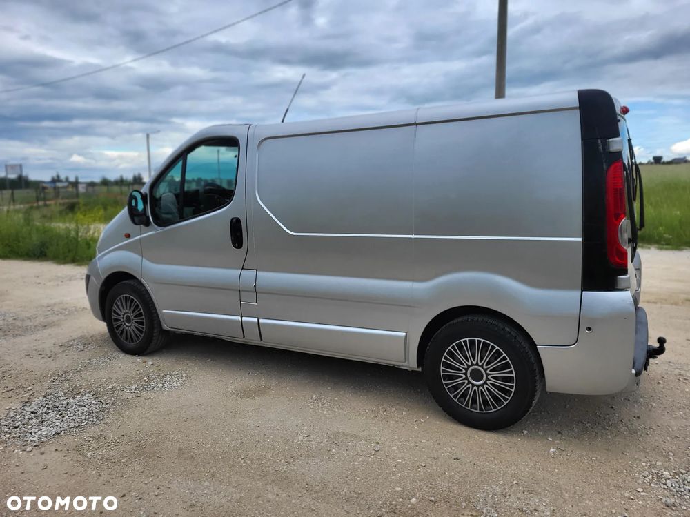 Opel Vivaro - 3