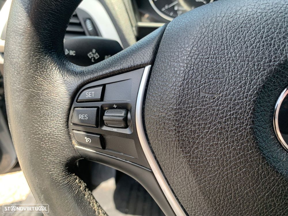 BMW 120 d Line Sport - 35