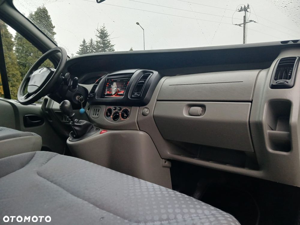 Renault TRAFIC - 18