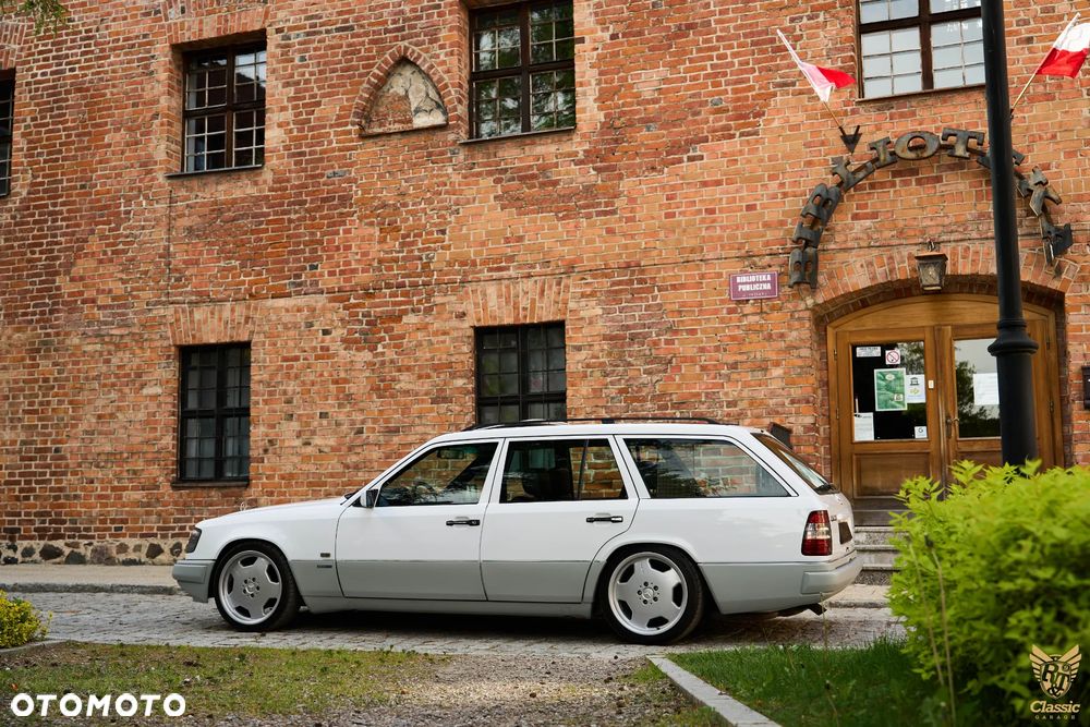 Mercedes-Benz Klasa E - 16