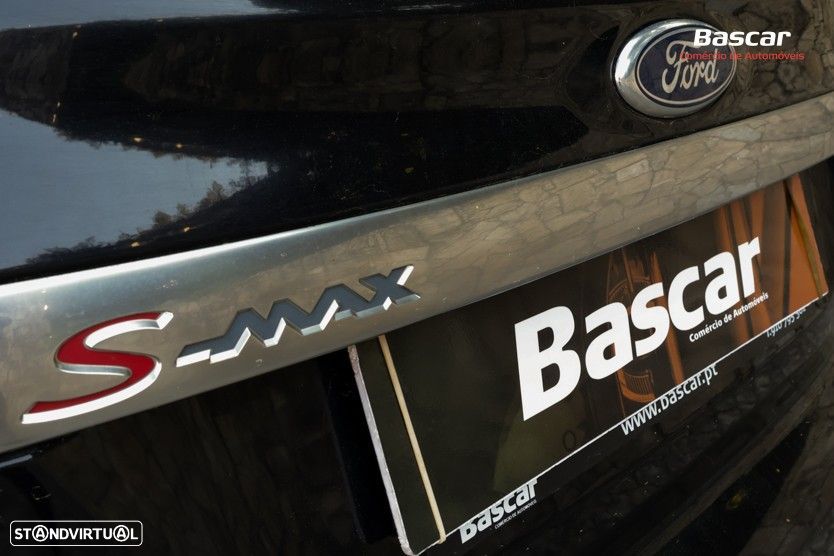 Ford S-Max 2.0 TDCi Titanium 7L - 28