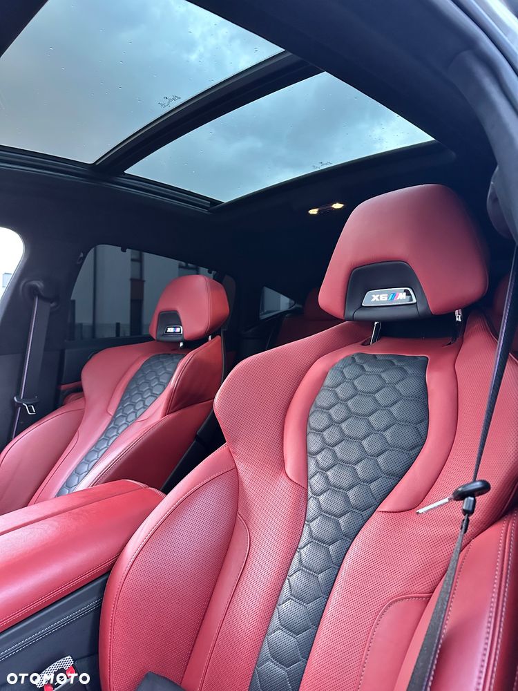 BMW X6M - 8