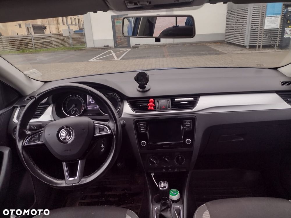 Skoda RAPID Spb 1.6 TDI DPF Ambition - 5