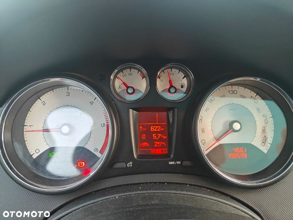 Peugeot 308 1.6 HDi Premium - 10