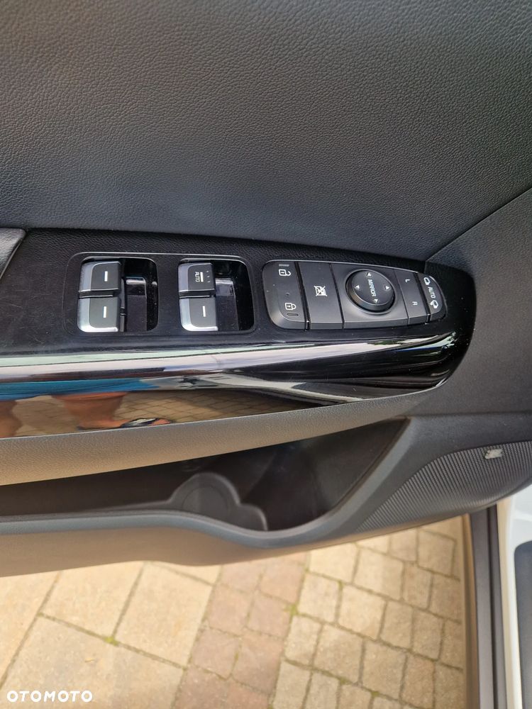 Kia Sportage 1.6 GDI Business Line 2WD - 24