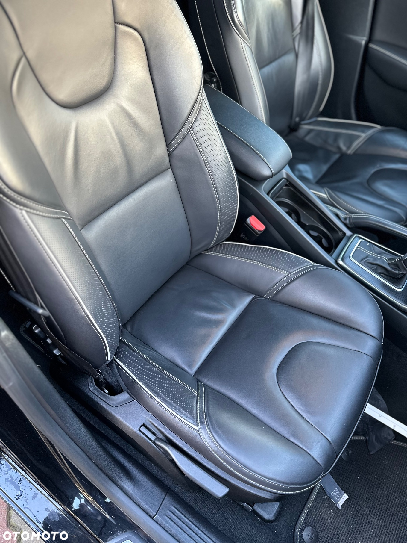 Volvo V40 T3 Drive-E R-Design Momentum - 8