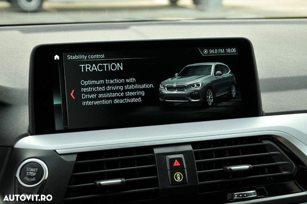 BMW X3 xDrive20i AT Advantage - 27