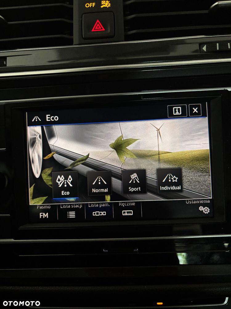 Volkswagen Tiguan 2.0 TSI 4Motion DSG OPF Comfortline - 24