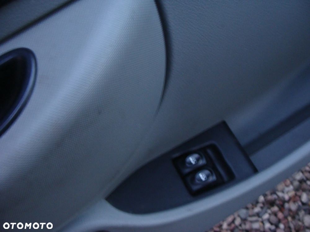 Renault Kangoo 1.2 16V Expression - 8