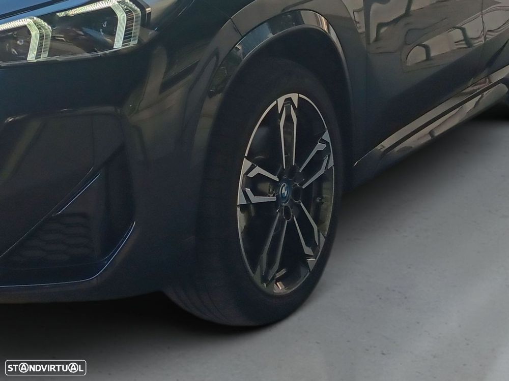 BMW iX1 xDrive30 Pack Desportivo M - 4
