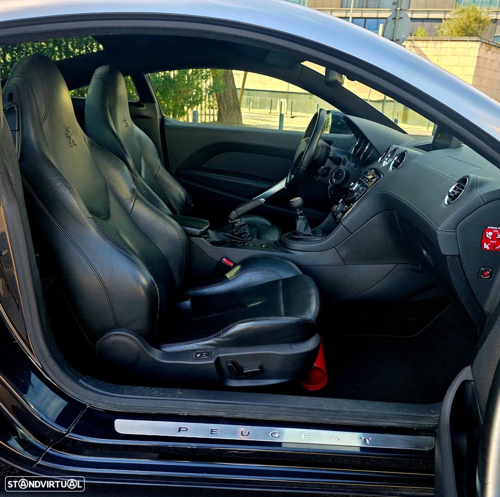 Peugeot RCZ 2.0 HDi - 11