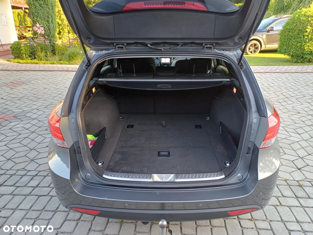 Hyundai i40 Kombi 1.7 CRDi Premium - 31