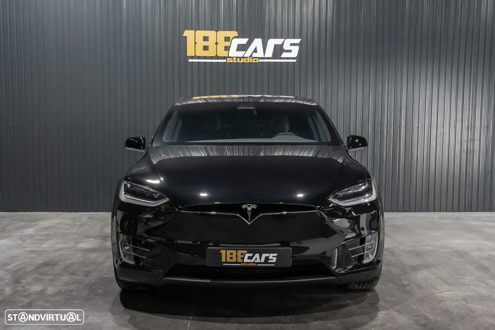 Tesla Model X 100D - 37