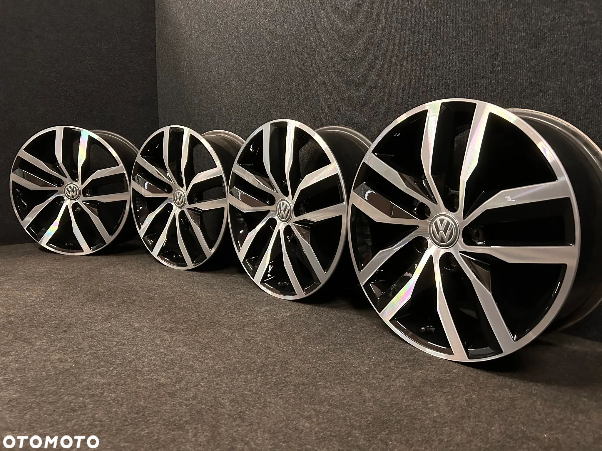 Alufelgi VW Golf 7, Sportsvan, Touran, Caddy 17 cali 5x112 4szt. Ładne! - 1