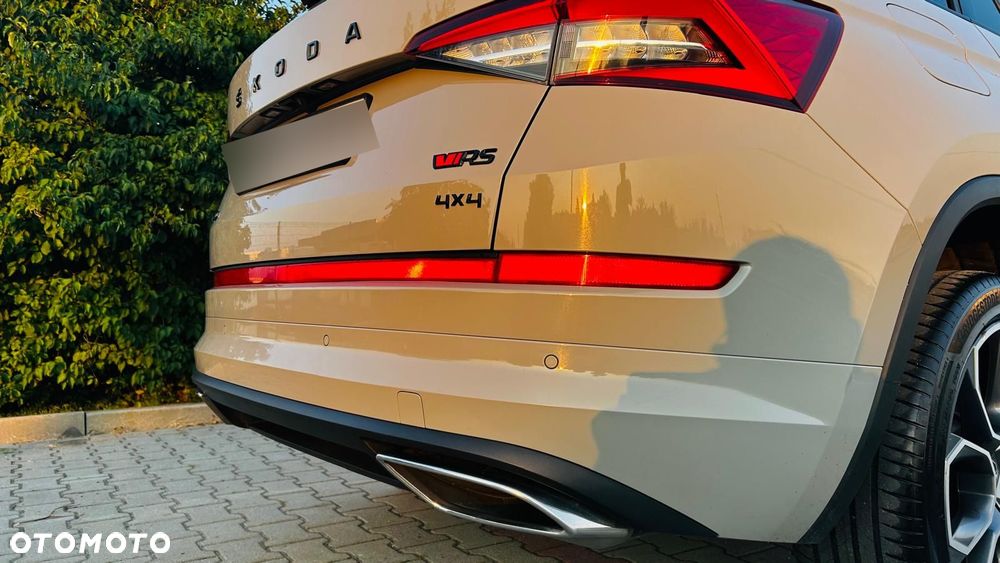 Skoda Kodiaq ver-2-0-bi--tdi-4x4-rs-dsg - 10