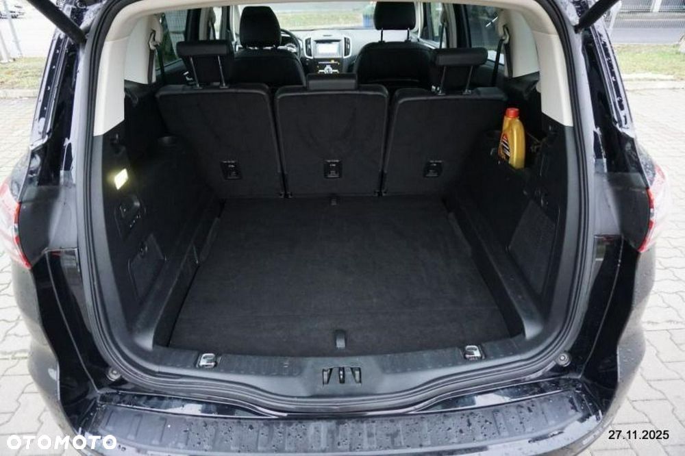 Ford S-Max - 9
