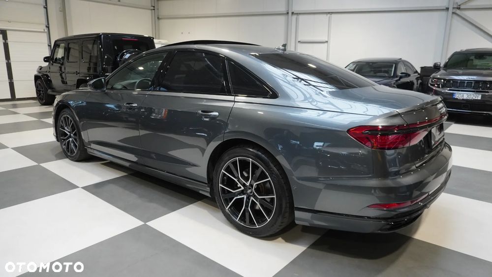 Audi A8 - 3