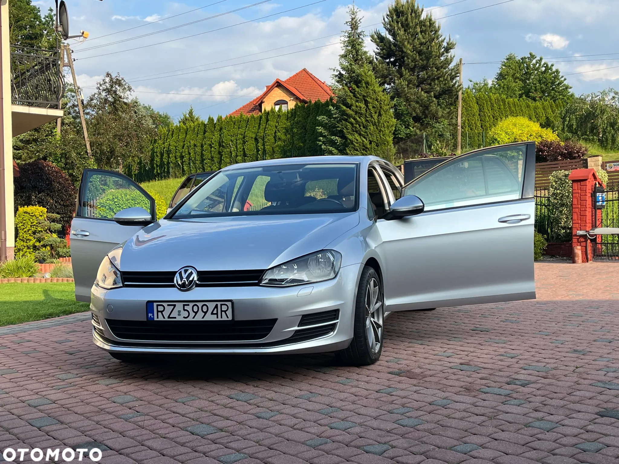 Volkswagen Golf 1.6 TDI BlueMotion Technology Comfortline - 18