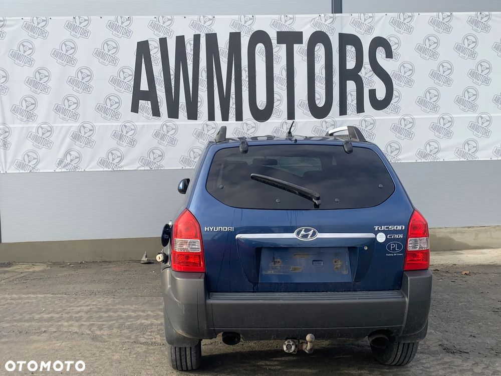 HYUNDAI TUCSON 2005 *SAMOCHÓD NA CZĘŚCI* 3134 MASKA, LAMPA, DRZWI, LUSTERKO, ZDERZAK, GRILL, BŁOTNIK, KLAPA, BELKA, DESKA, FOTELE, KANAPA, ĆWIARTKA, KIEROWNICA, TARCZE, ZACISKI, ZAWIESZENIE, KOMPLETNY PRZÓD, KOMPLETNY TYŁ, LICZNIK, ZEGARY, PRAWE LEWE PRZÓD TYŁ - 2