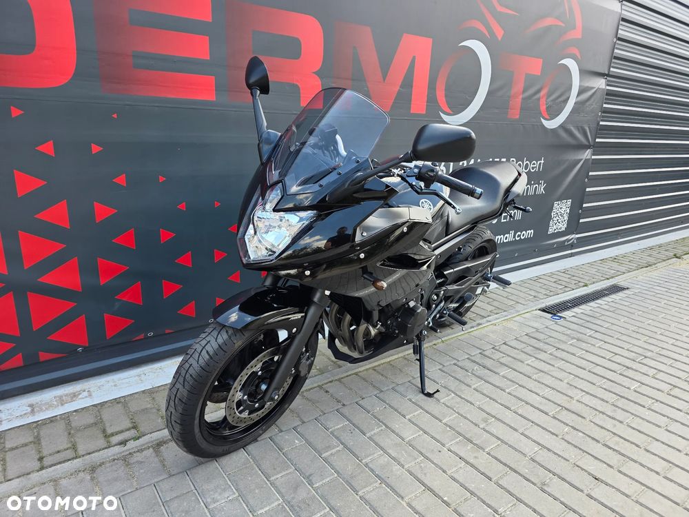 Yamaha XJ - 30