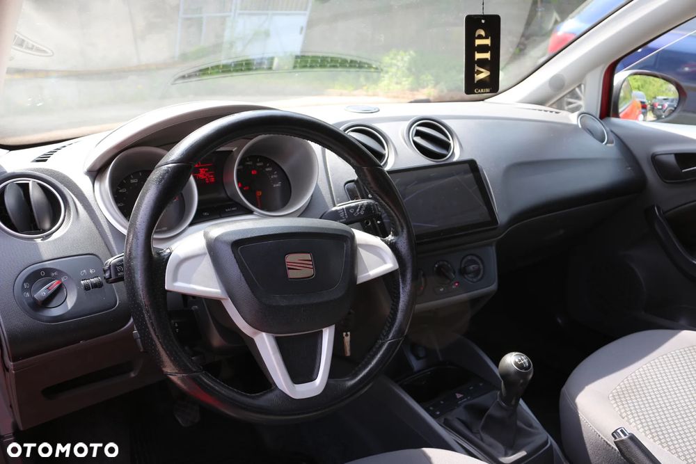 Seat Ibiza SC 1.4 16V Style - 12