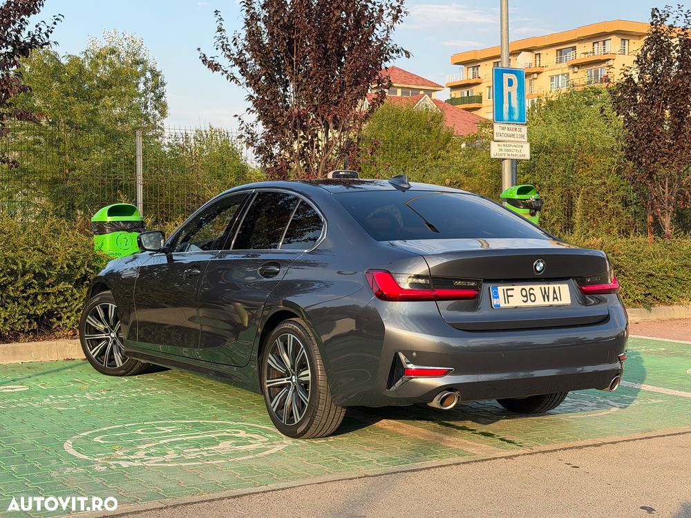 BMW Seria 3 330i xDrive AT - 5
