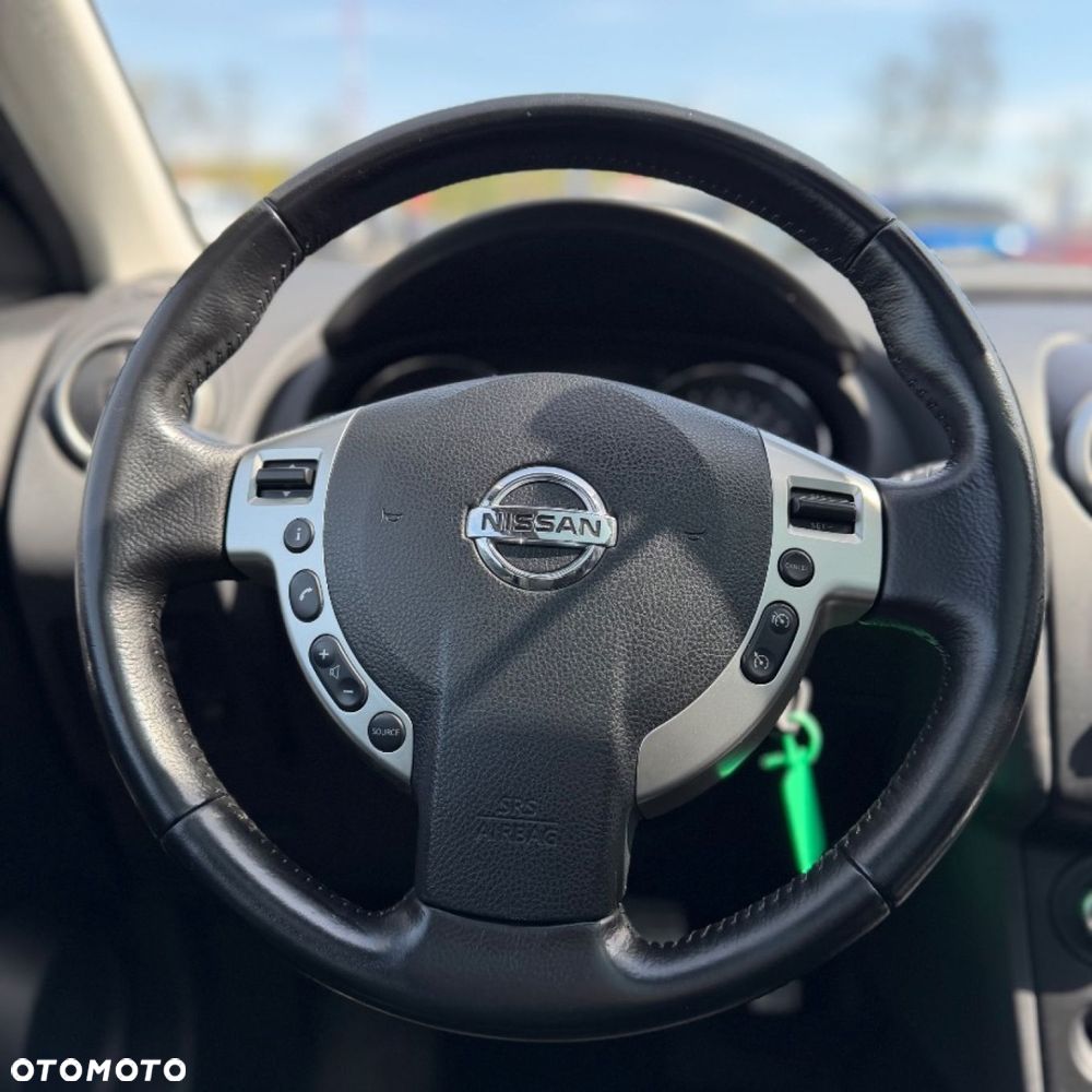 Nissan Qashqai - 22