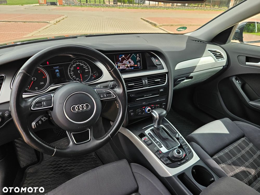 Audi A4 Avant 2.0 TDI DPF multitronic S line Sportpaket - 9