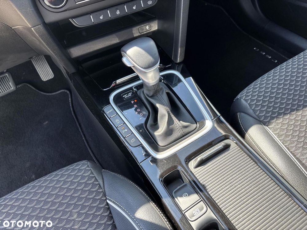 Kia XCeed 1.5 T-GDI Business Line DCT - 16