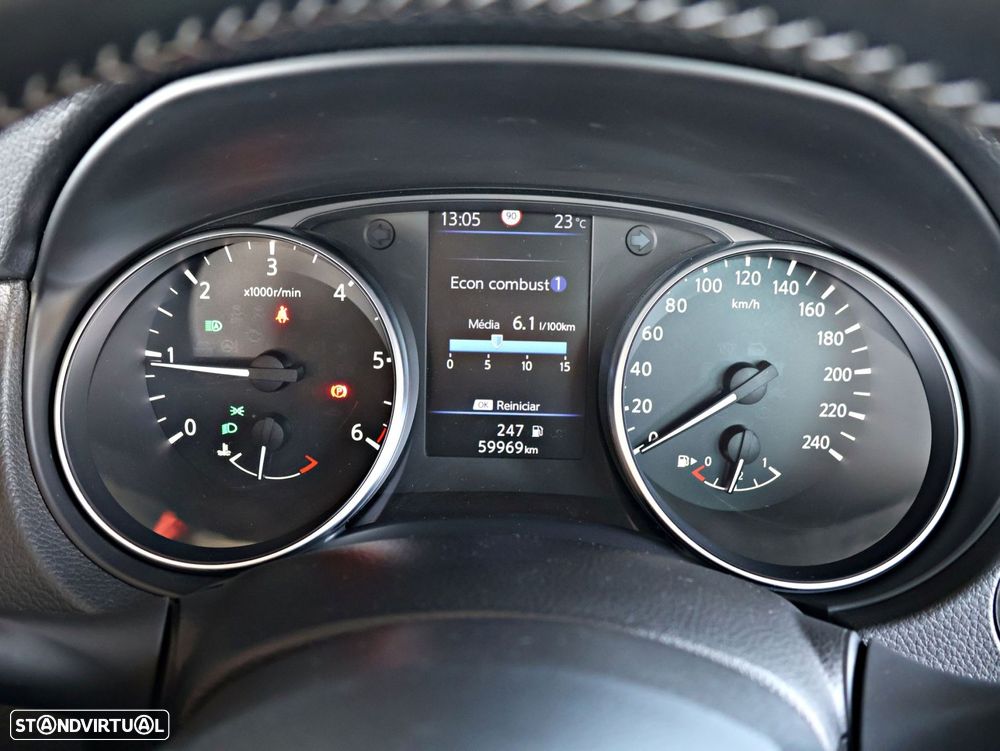 Nissan Qashqai 1.7 dCi Tekna+ 4x4-i - 60