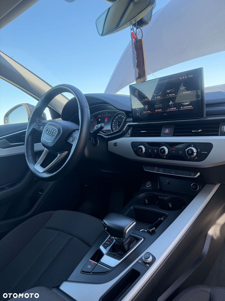 Audi A4 Avant 35 TDI mHEV S tronic - 12
