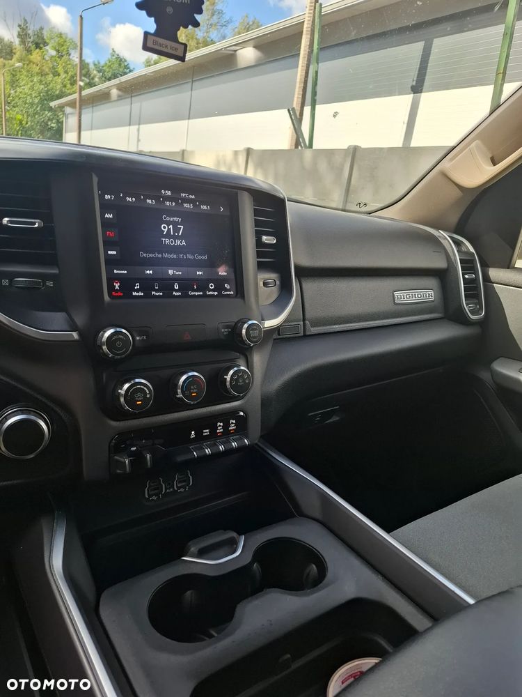 RAM 1500 - 8
