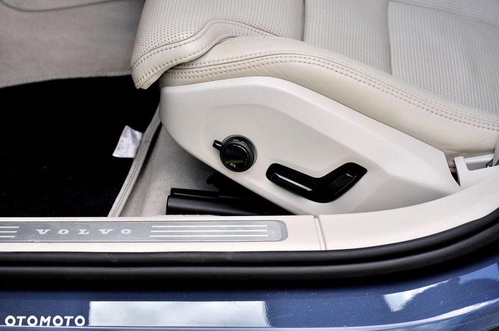 Volvo V90 D4 Geartronic Inscription - 25