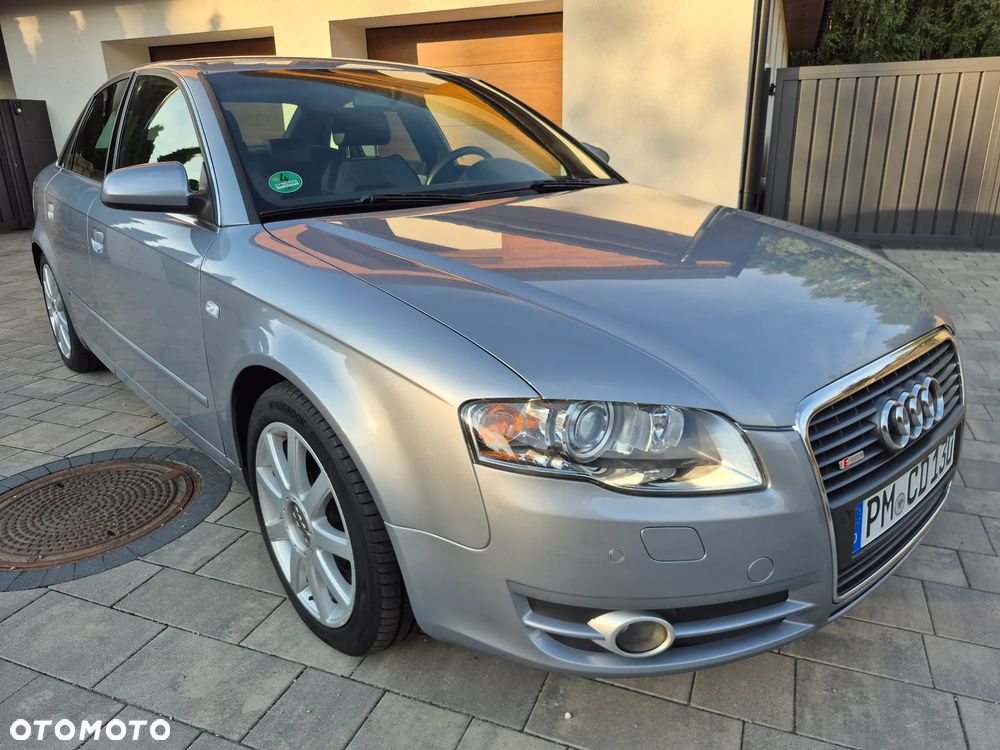 Audi A4 Limousine - 27