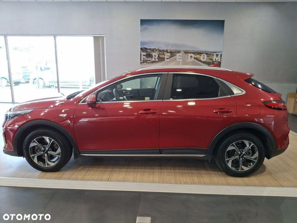 Kia XCeed 1.5 T-GDI M - 10