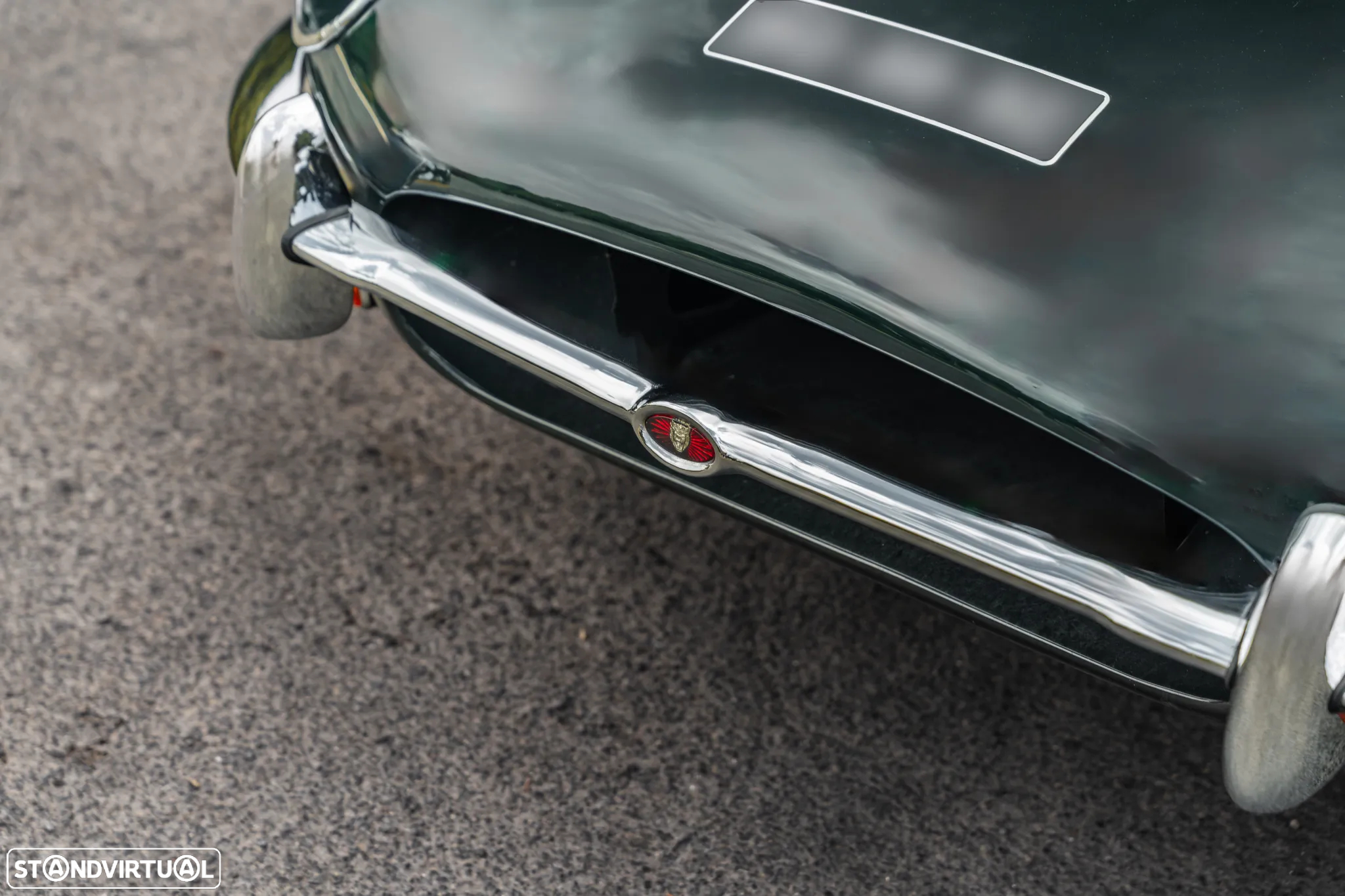 Jaguar E-Type - 6