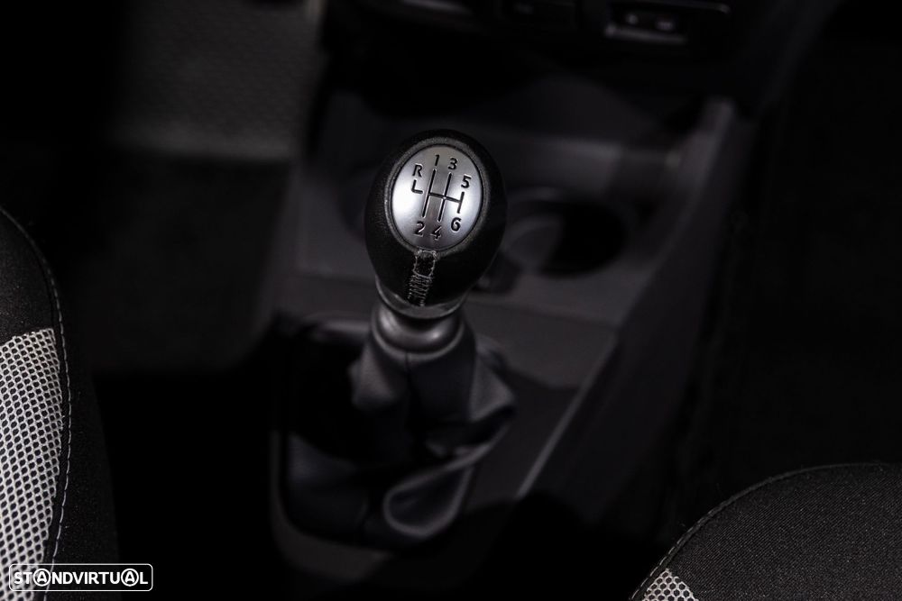 Dacia Lodgy 1.5 dCi Stepway 7L - 17