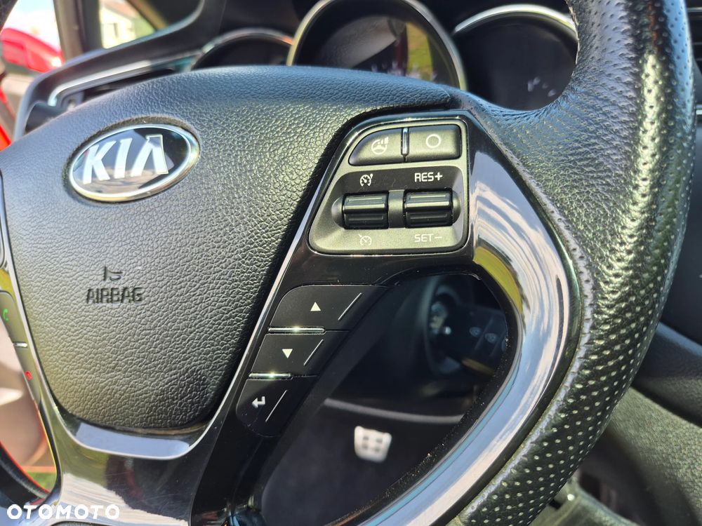 Kia Ceed 1.6 CRDi 136 ISG GT Line - 23