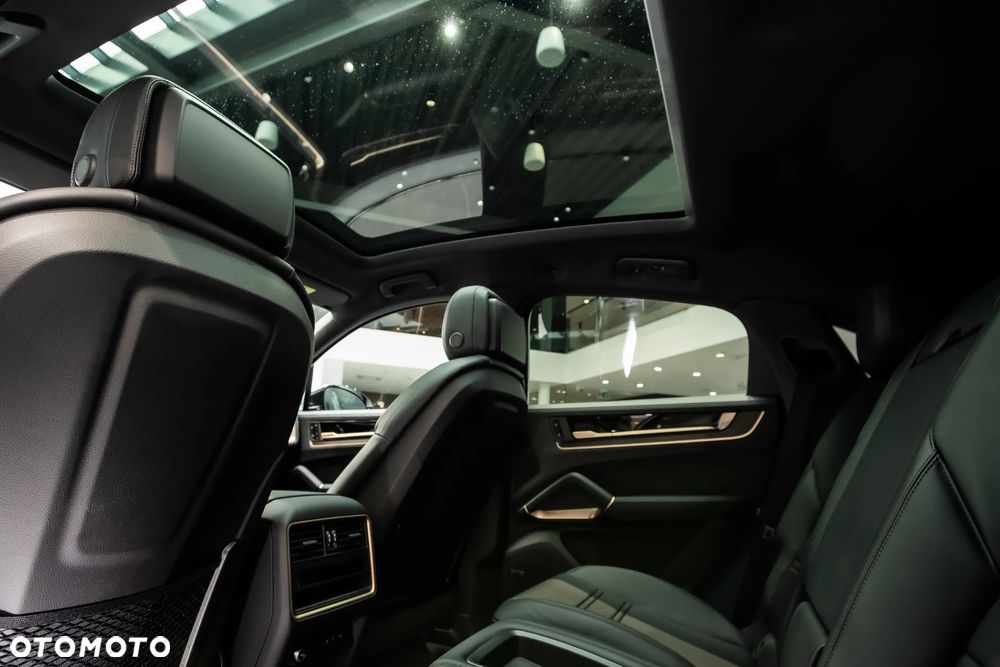 Porsche Cayenne Black Edition - 34